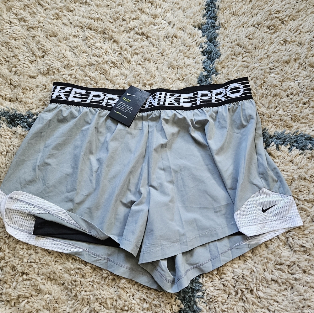 NWT Womens Nike Pro Shorts